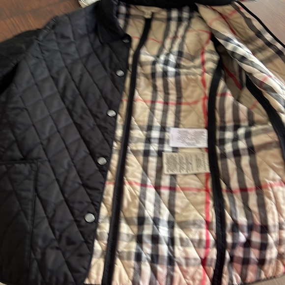 Authentic Burberry Nova Check Quilted Snap Button Down Jacket - Picture 5 of 8